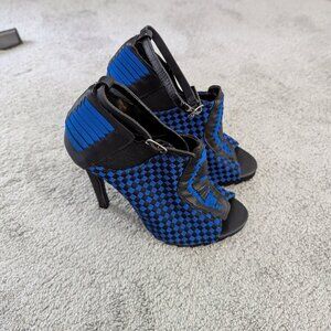 XRU Women's Open Toe 4.5" Black & Blue Woven Strappy Stilettos, 5